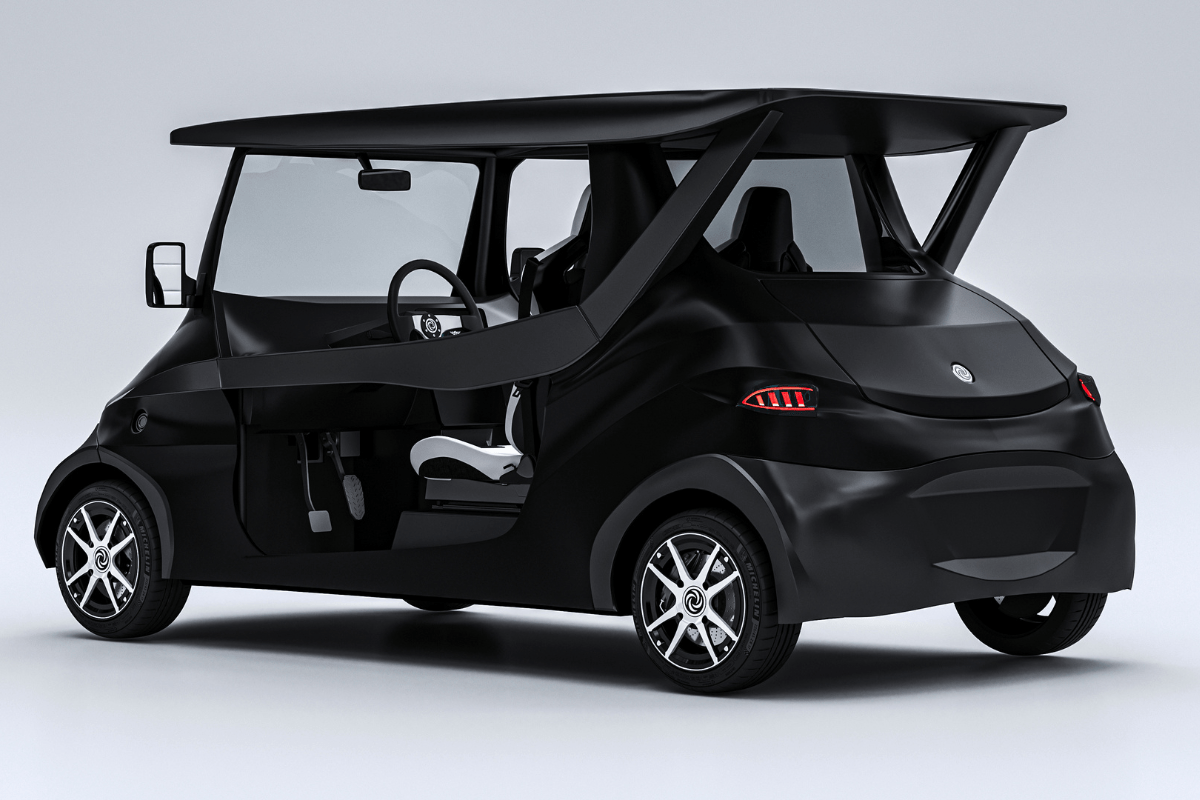 Does the INTI have a reversing camera? - Solar Transport Systems