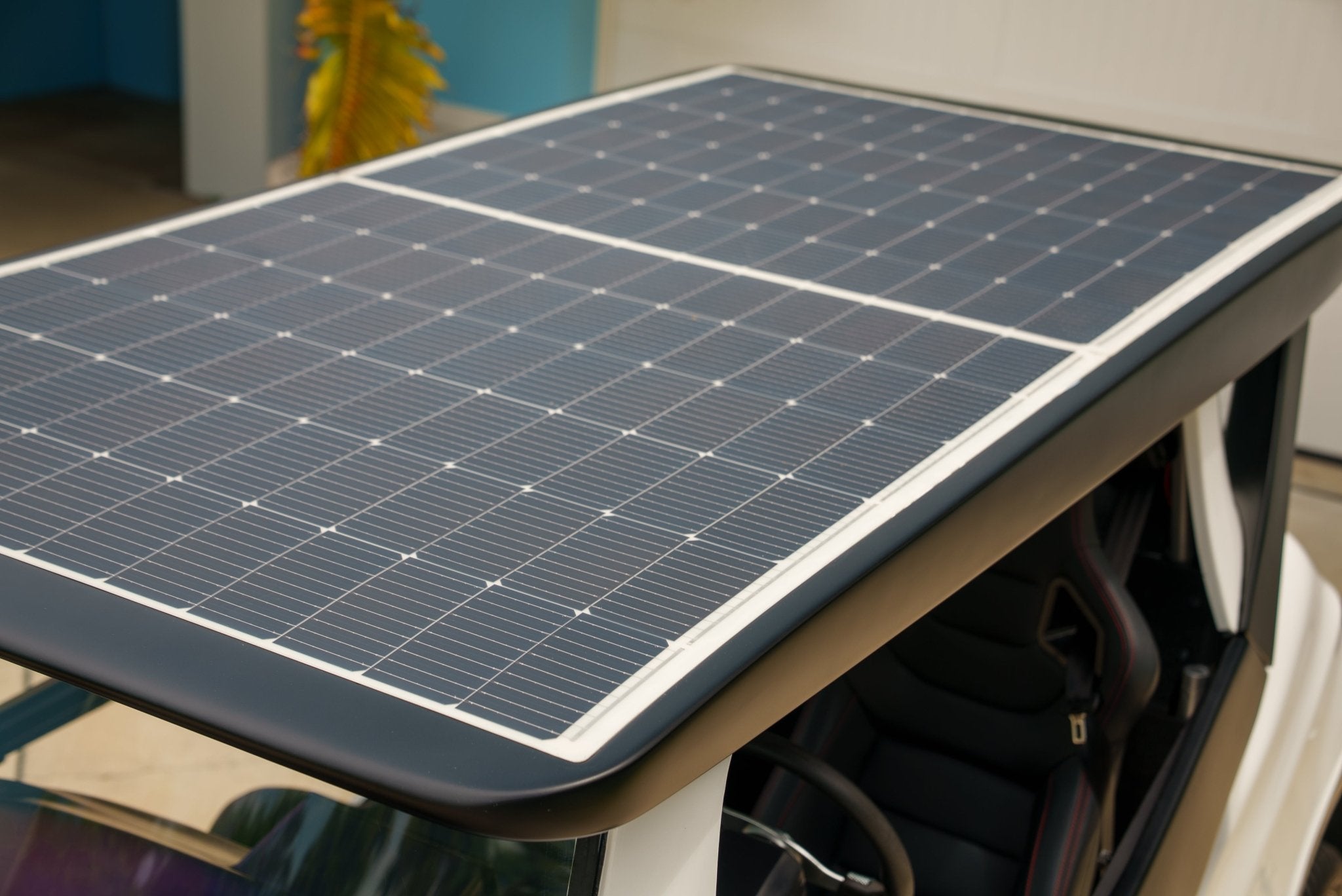 What is the expected life of the INTI's solar cells? - Solar Transport Systems